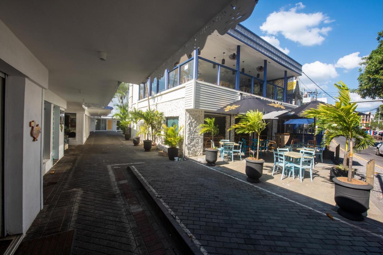 Dodo Square Residence Grand Baie Bagian luar foto